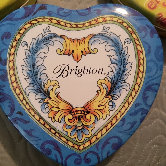 Brighton Tins  Approx. 5.75" x 5.5" Lot of 4 - Picture 5 of 6